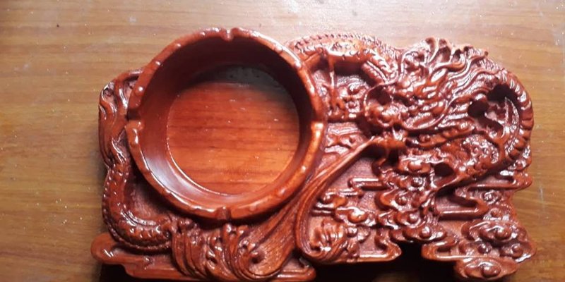 Gạt Tàn Gỗ - Đồ Vật Nhỏ Nhưng Công Dụng Lớn