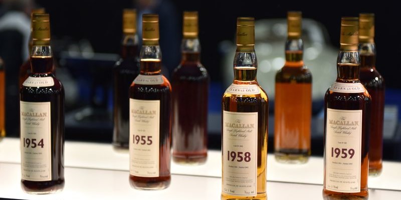 Đam mê của quý ông hiện đại Whisky và xì gà